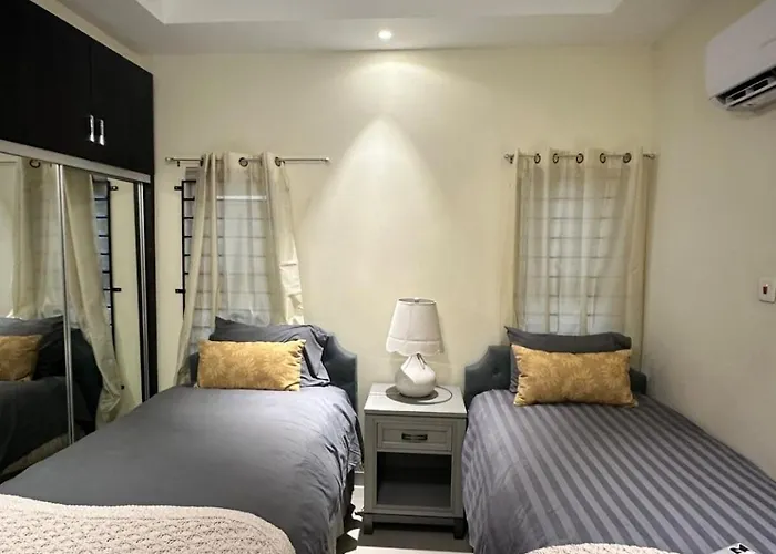 Pyramid Point Vacation Holiday home Ocho Rios