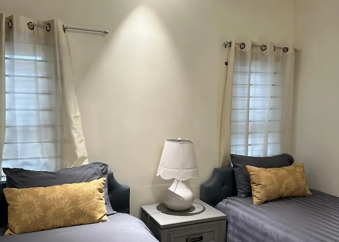 Pyramid Point Vacation Holiday home